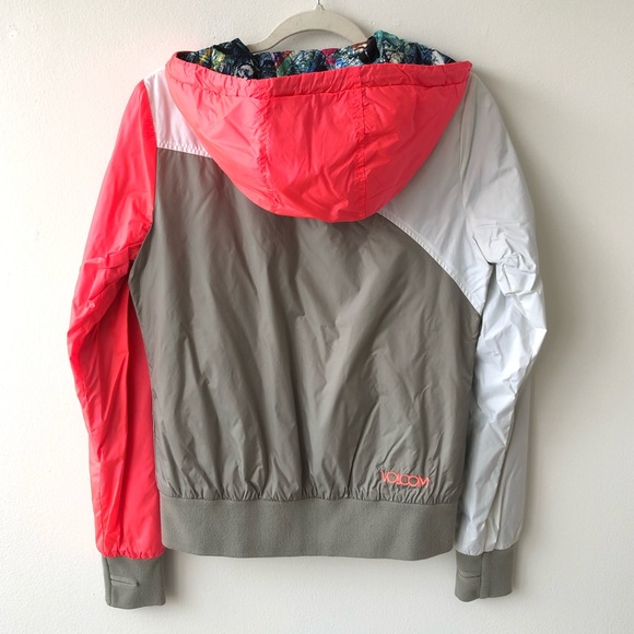 Color Block Windbreaker - Picture 3 of 4